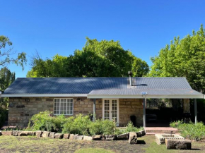 Periwinkle, Grove ,Acorn & Sage Cottages